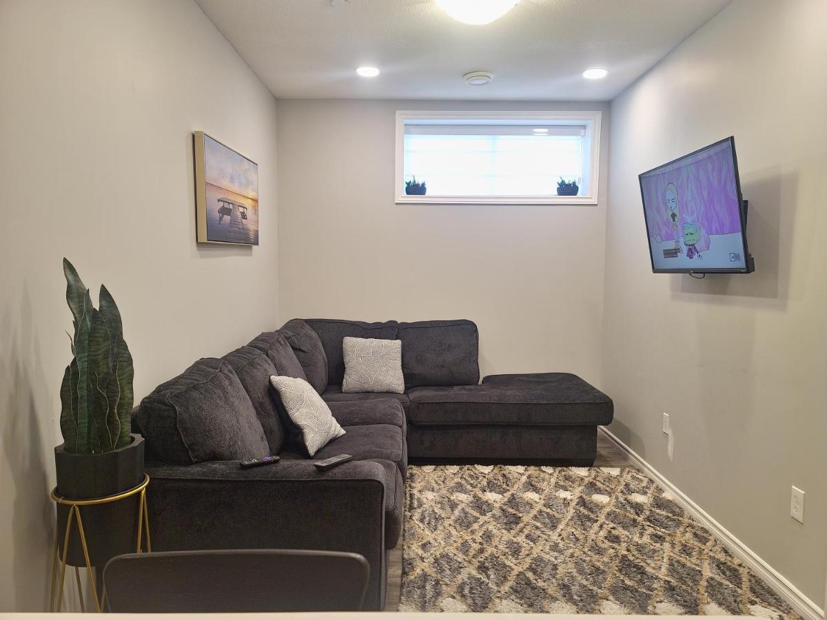 Dreamstays Calgary Bagian luar foto